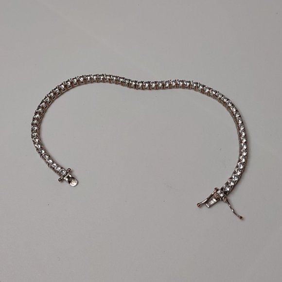 Silver Tone And Clear Rhinestone Bracelet - Picture 5 of 15